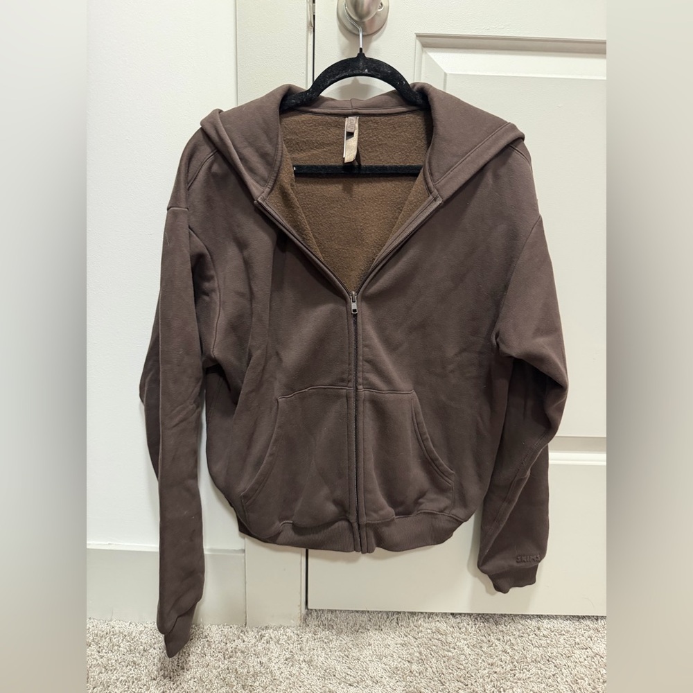 Skims Large Brown Full Zip Hoodie. 🧸⚡️